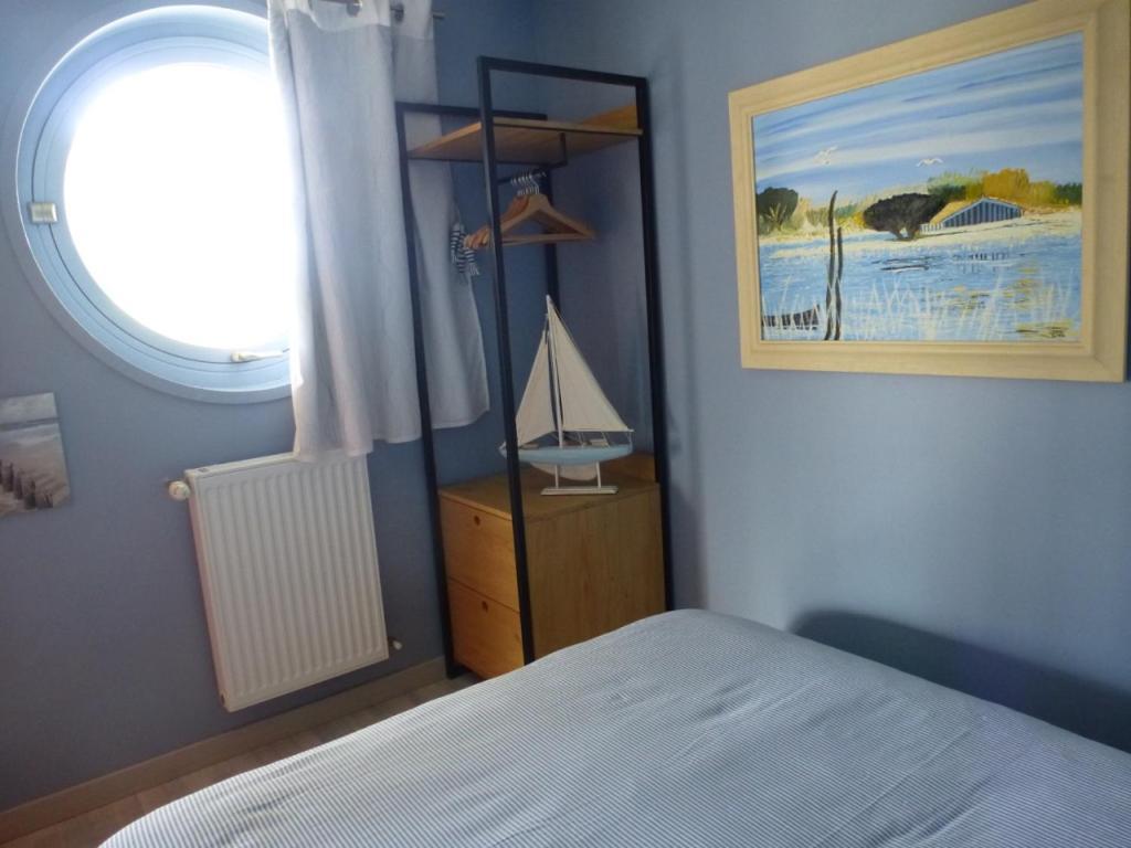 La Maison Bateau Au Bord De Mer Guissény Exterior foto